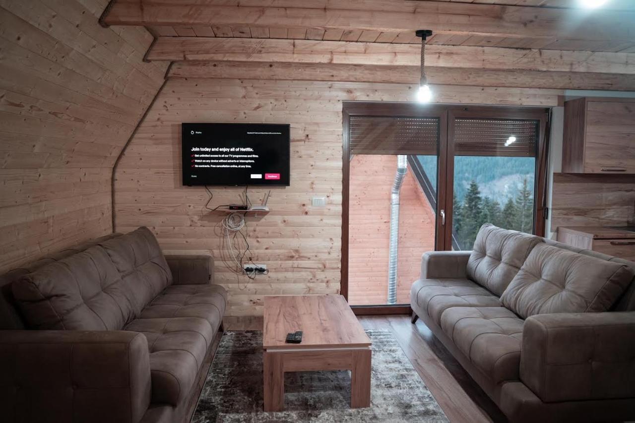 Villa Route Rugove Peja Exteriör bild