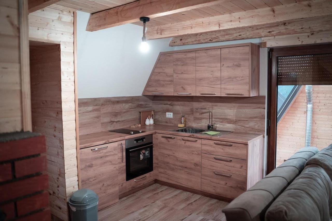 Villa Route Rugove Peja Exteriör bild