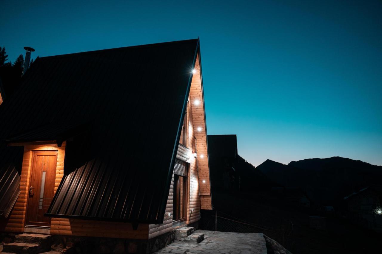Villa Route Rugove Peja Exteriör bild