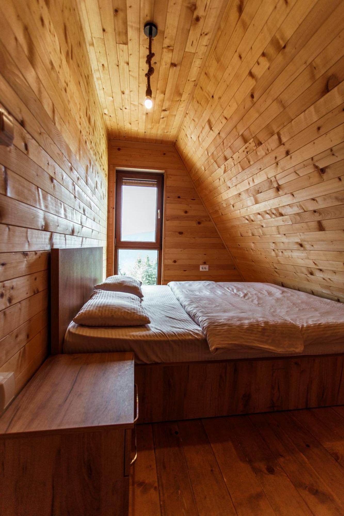 Villa Route Rugove Peja Exteriör bild