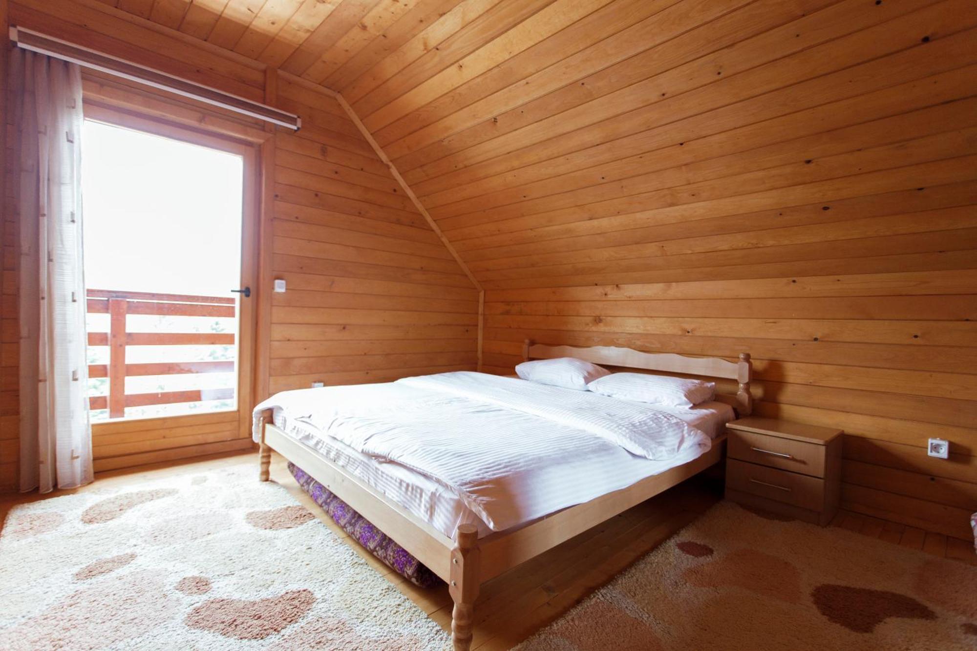 Villa Route Rugove Peja Rum bild